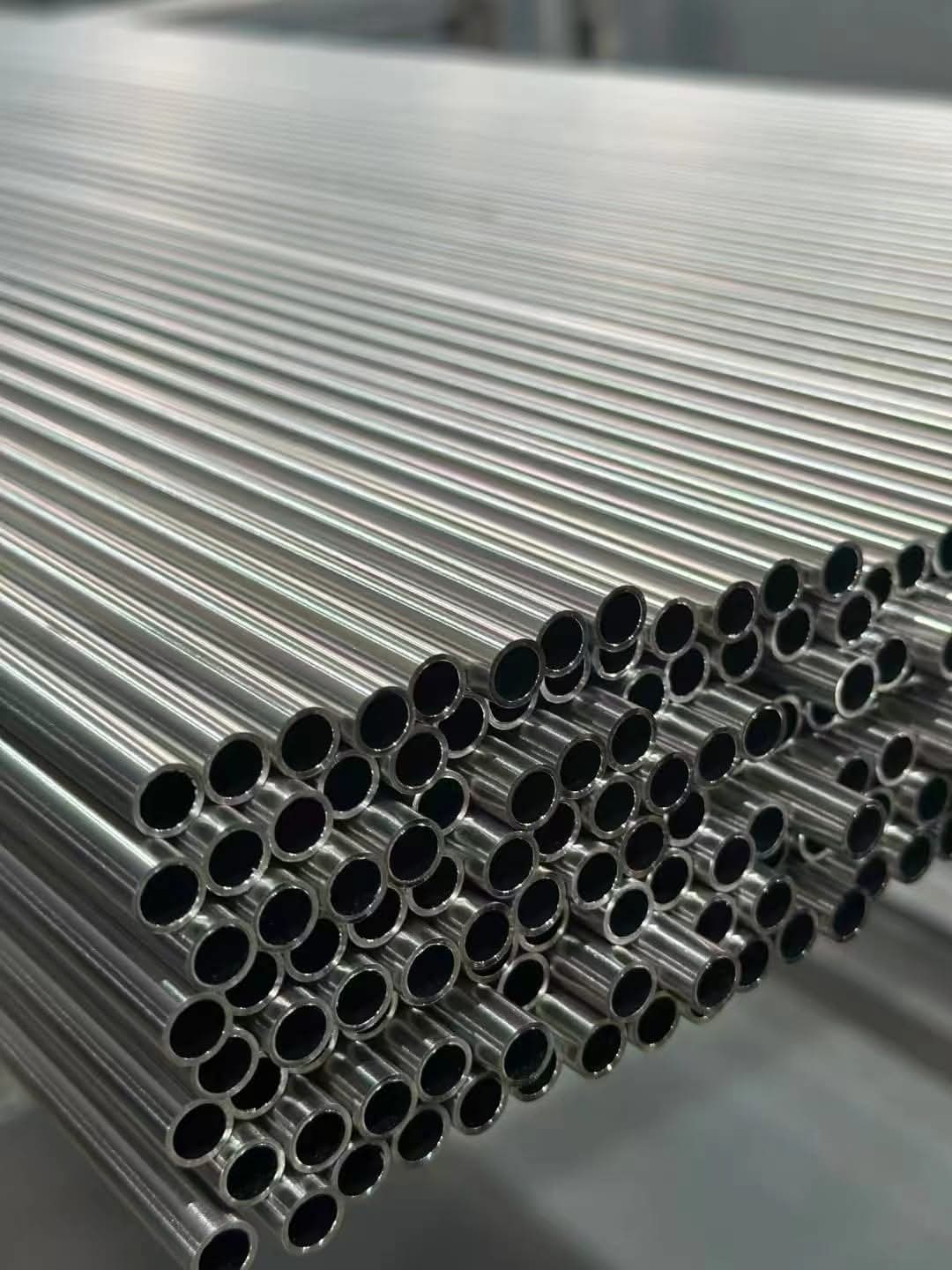 Stainless Steel Bright Annealed High Precision and Heat Exchanger Tubes